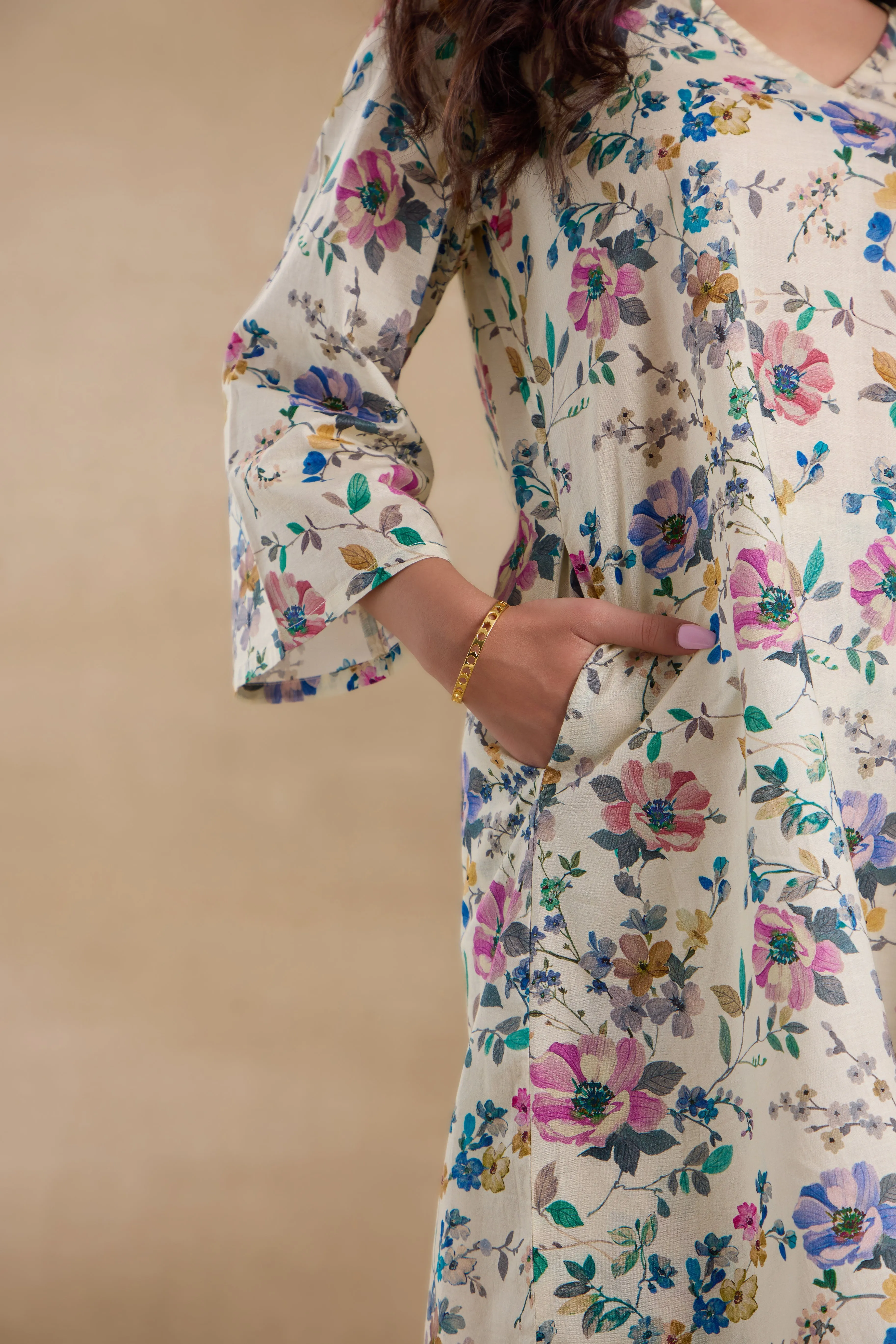 Alaya Pure Cotton Ivory Floral Kurta Set