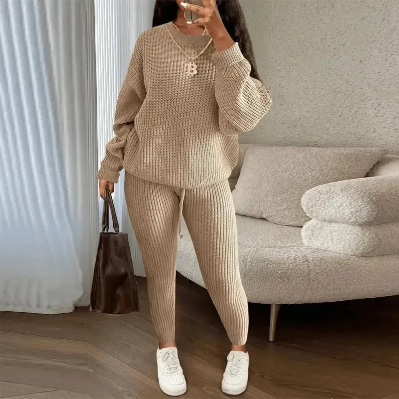 Casual Knitted Women's Suit – Crew Neck Pullover & Slim Trousers Set for Autumn/Winter